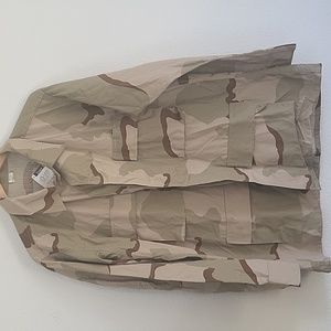 NWT Lion Apparel Desert Camouflage Station Wear Cargo Sz L Hunting Paintball